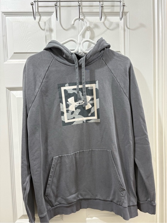 Under Armour Other - LG Gray Hoodie with Camo Logo Print